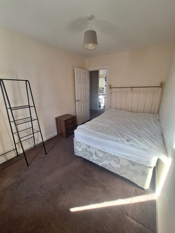 Room Station Road in Newcastle upon Tyne
