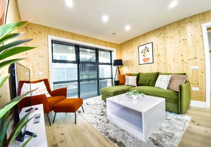 Flat Hogarth Road in Portslade by Sea