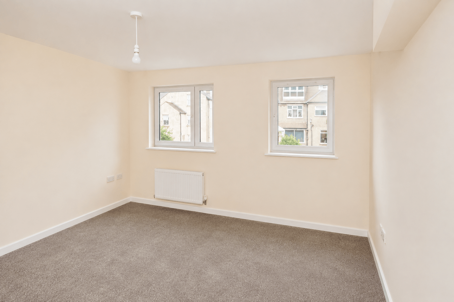 House Renshaw Close in Greater London
