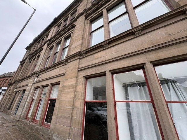Flat Victoria Road in Dundee