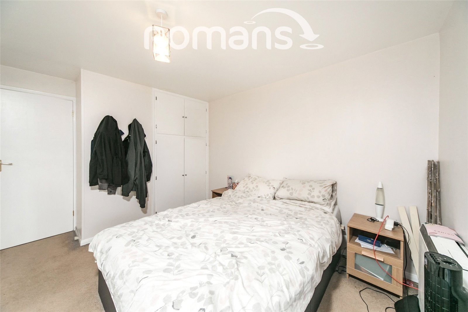 Flat Canford Court in Reading