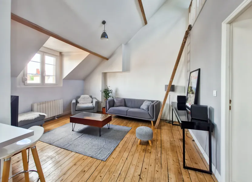 Flat Rue Dérodé in Reims
