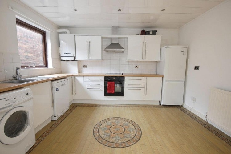 Flat Claypath in Durham