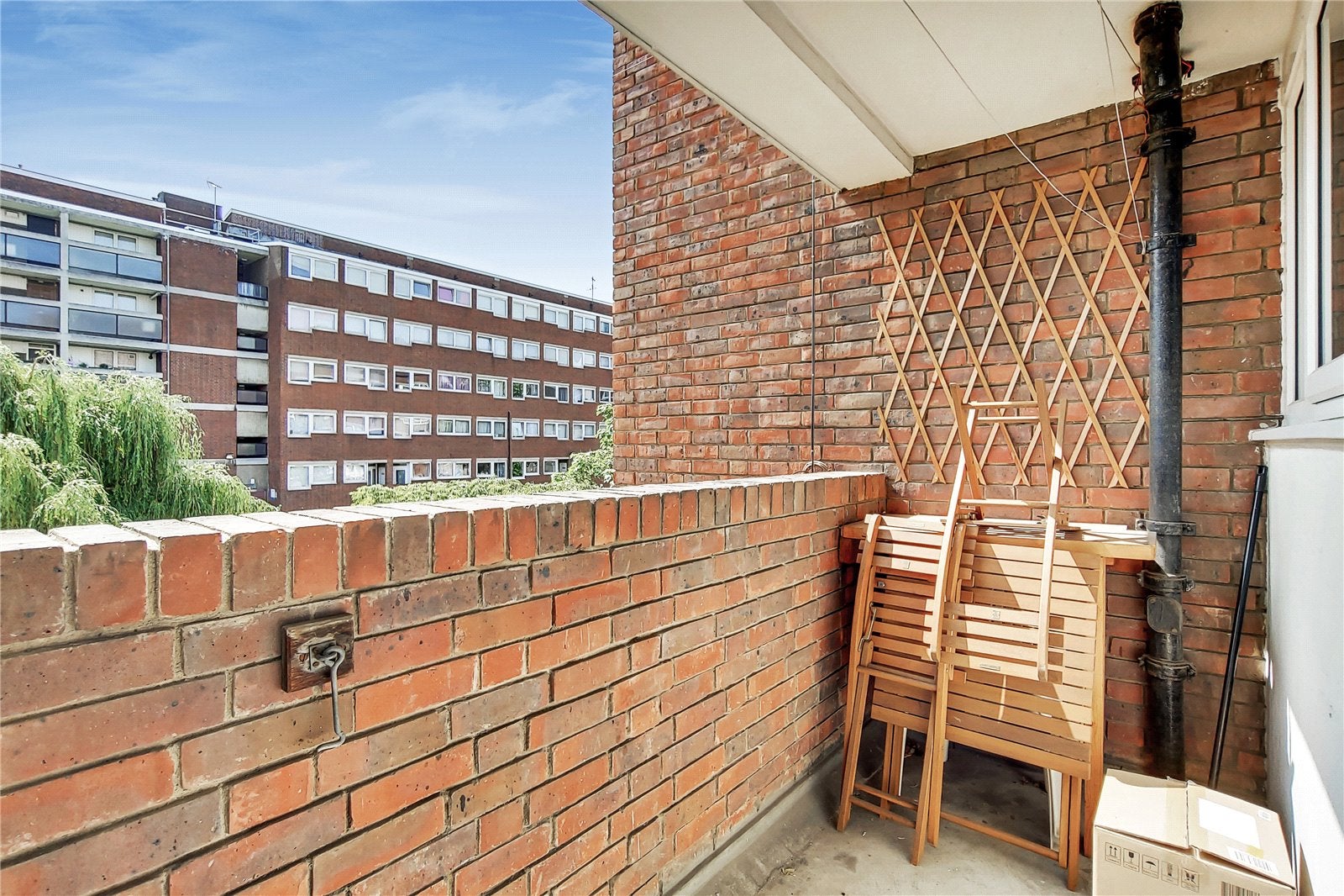 Flat Morley Street in Greater London