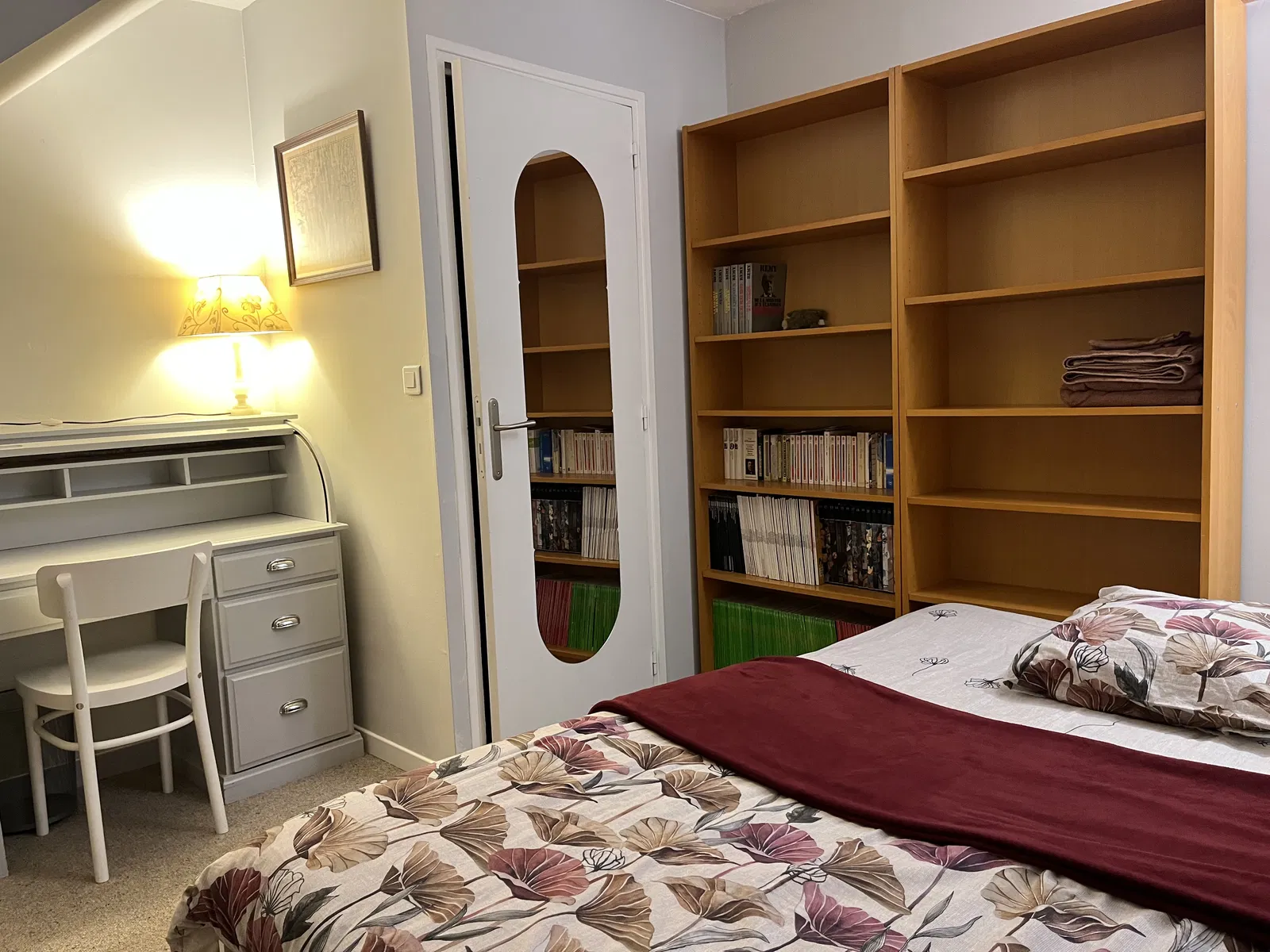 Room Clos des Cerises in Guyancourt