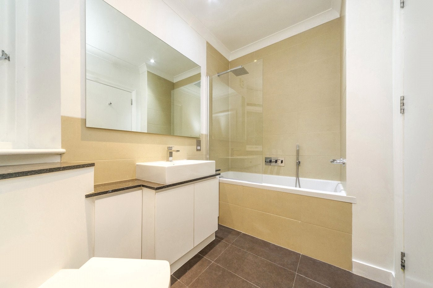 Flat Clarges Street in City of Westminster