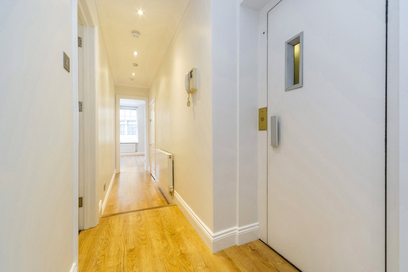 Flat Clarges Street in City of Westminster