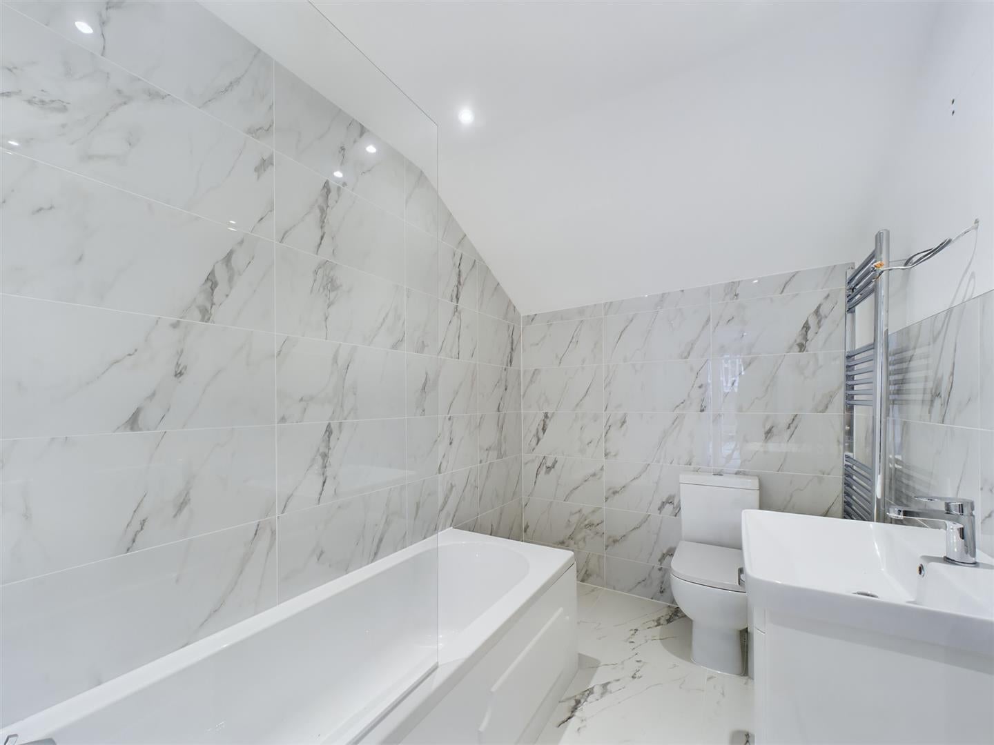 Flat Bucklersbury in Hitchin