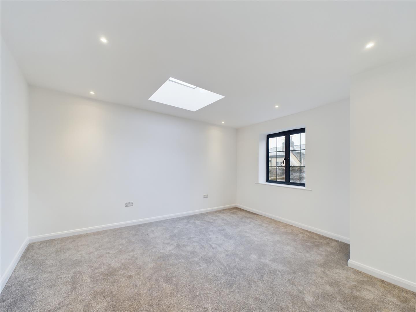 Flat Bucklersbury in Hitchin
