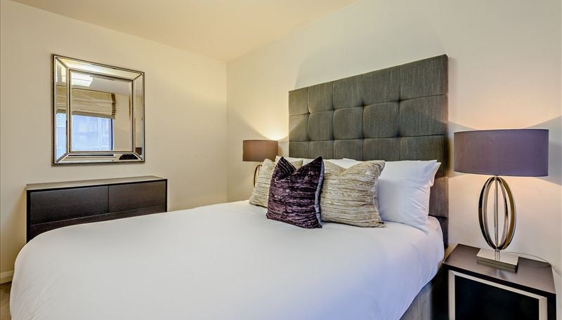 Flat Fulham Road in Greater London