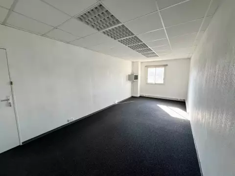Appartement Rue des Écoles à Venelles