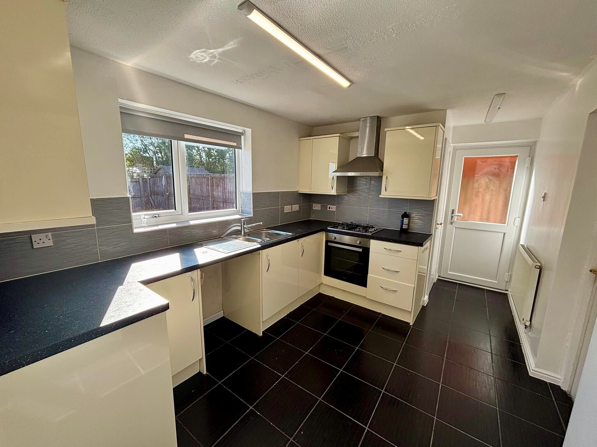 House Avro Close in Cardiff