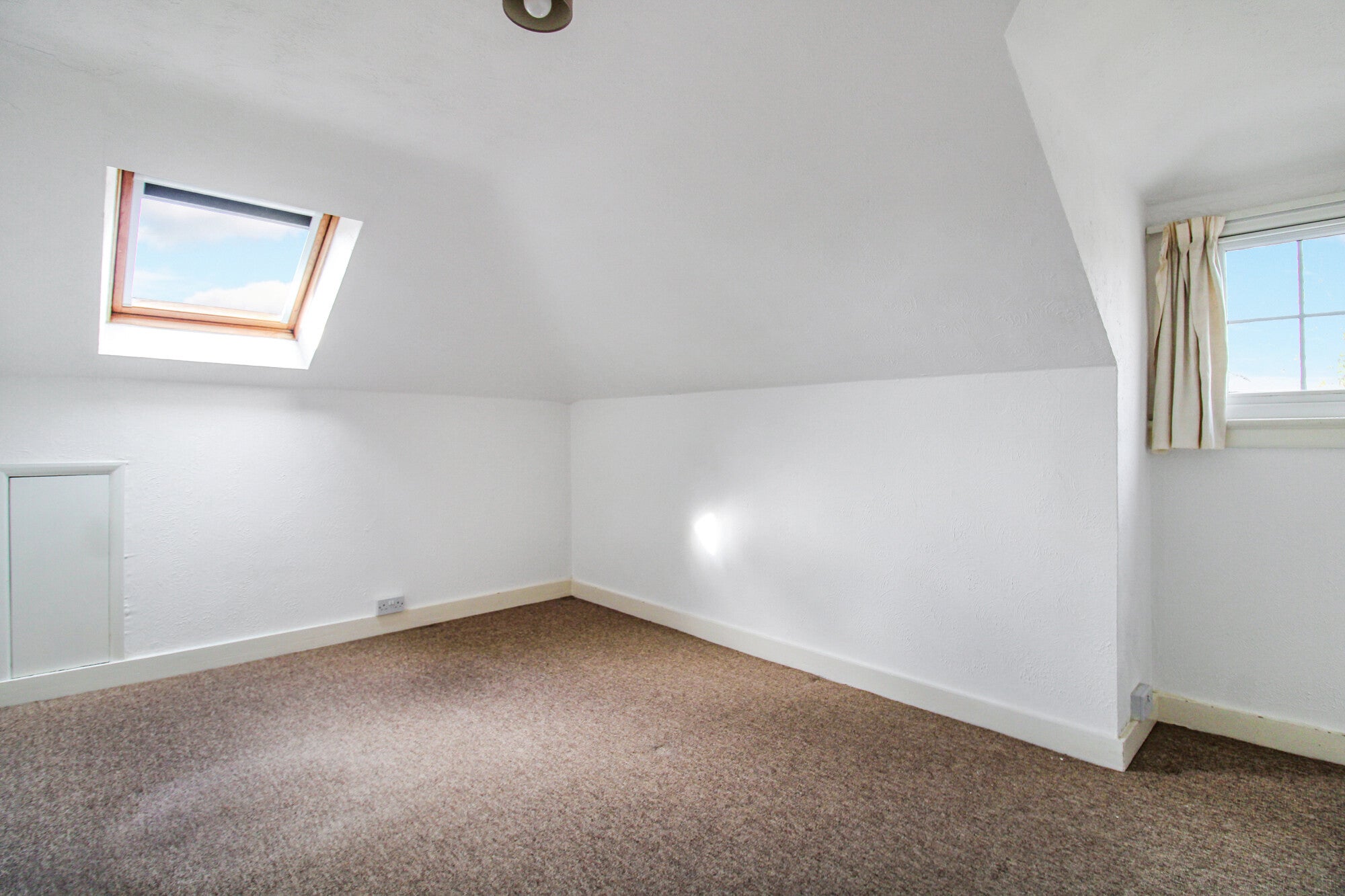 Room Alexandra Road in Rushmoor