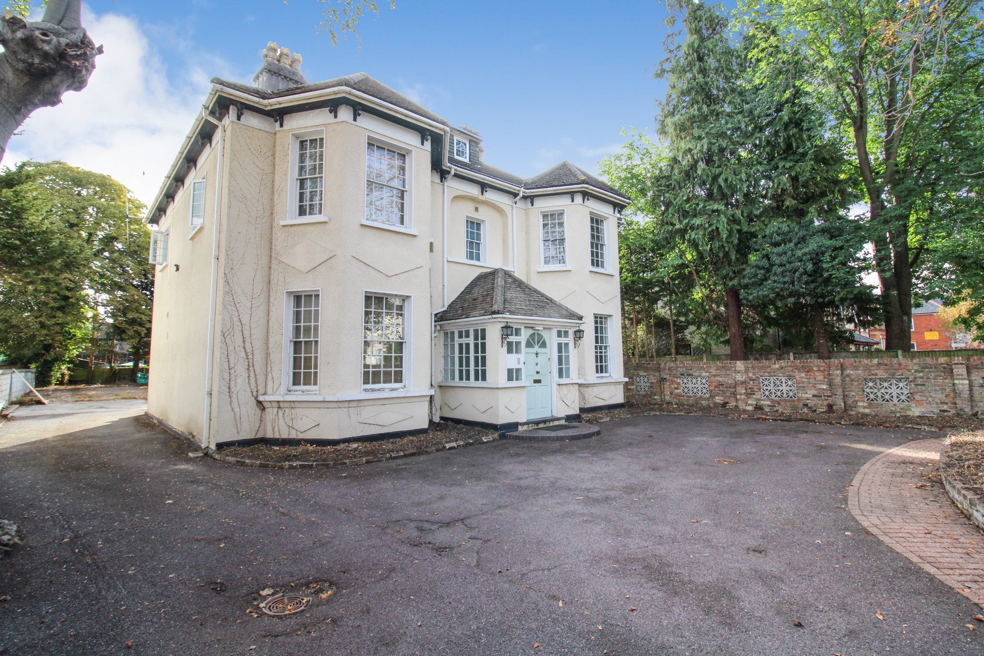 Room Alexandra Road in Rushmoor