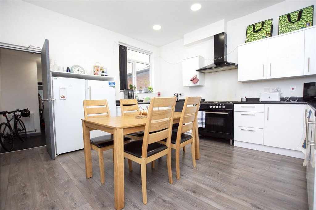 Flat Pershore Road in Birmingham