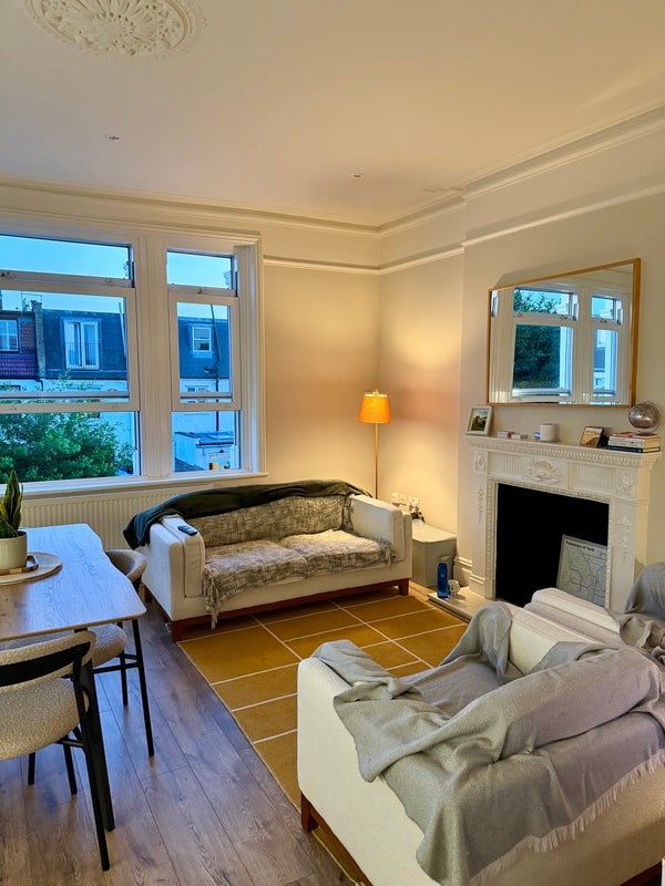 Room Alfriston Road in Greater London
