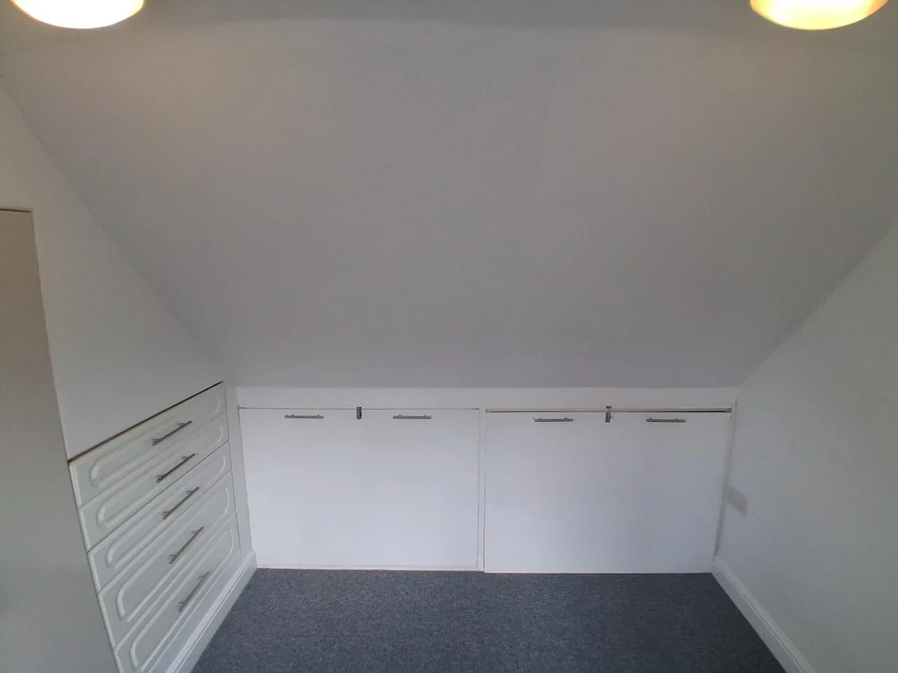 Flat Fleece Road in Elmbridge