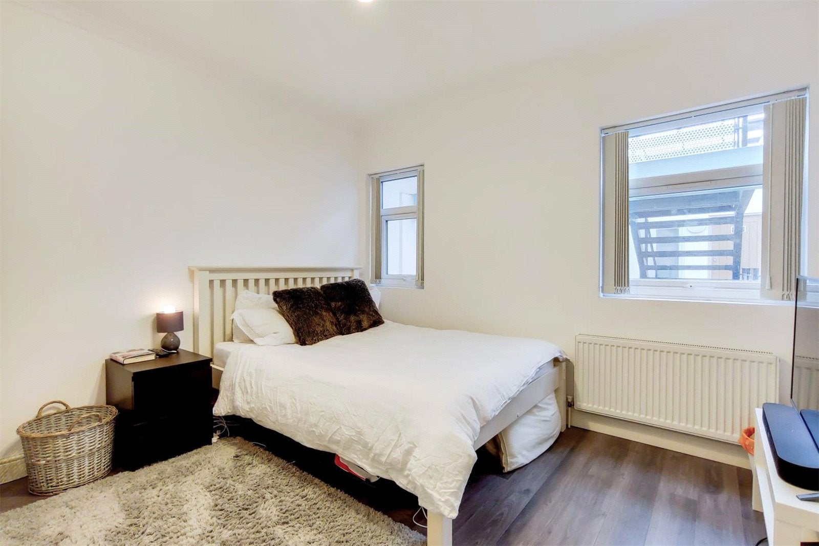 Flat North End Road in Greater London
