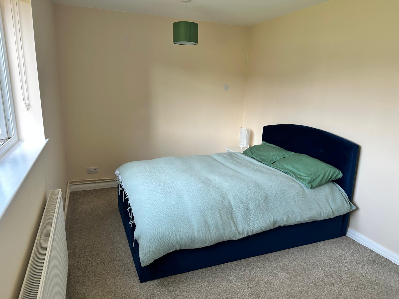 Flat Meadow Close in Stratford-on-Avon