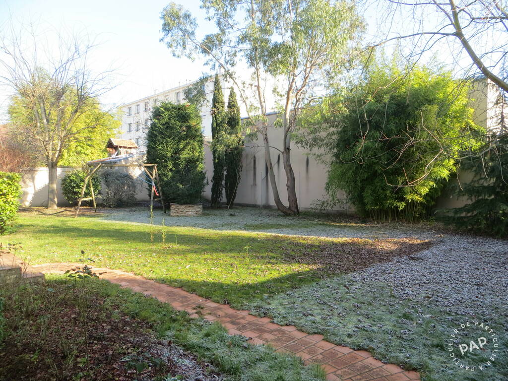 House Impasse du Val de Marne in Saint-Maur-des-Fossés