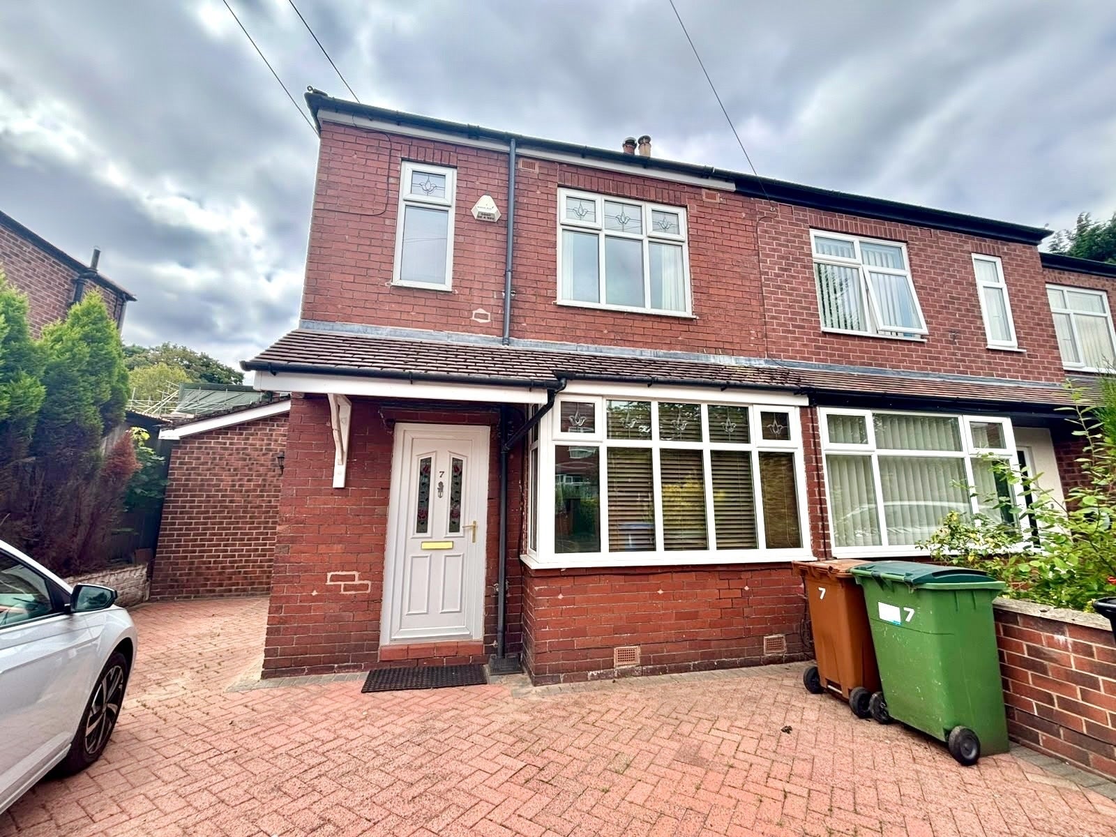 House Maple Avenue in Stockport
