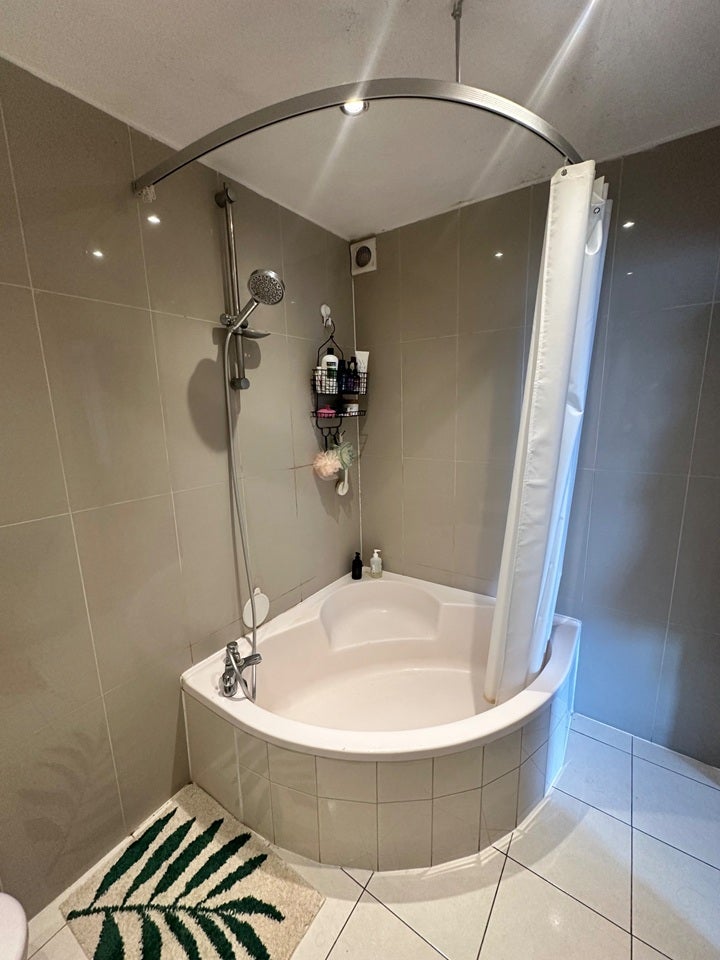 Room Pentonville Road in Greater London