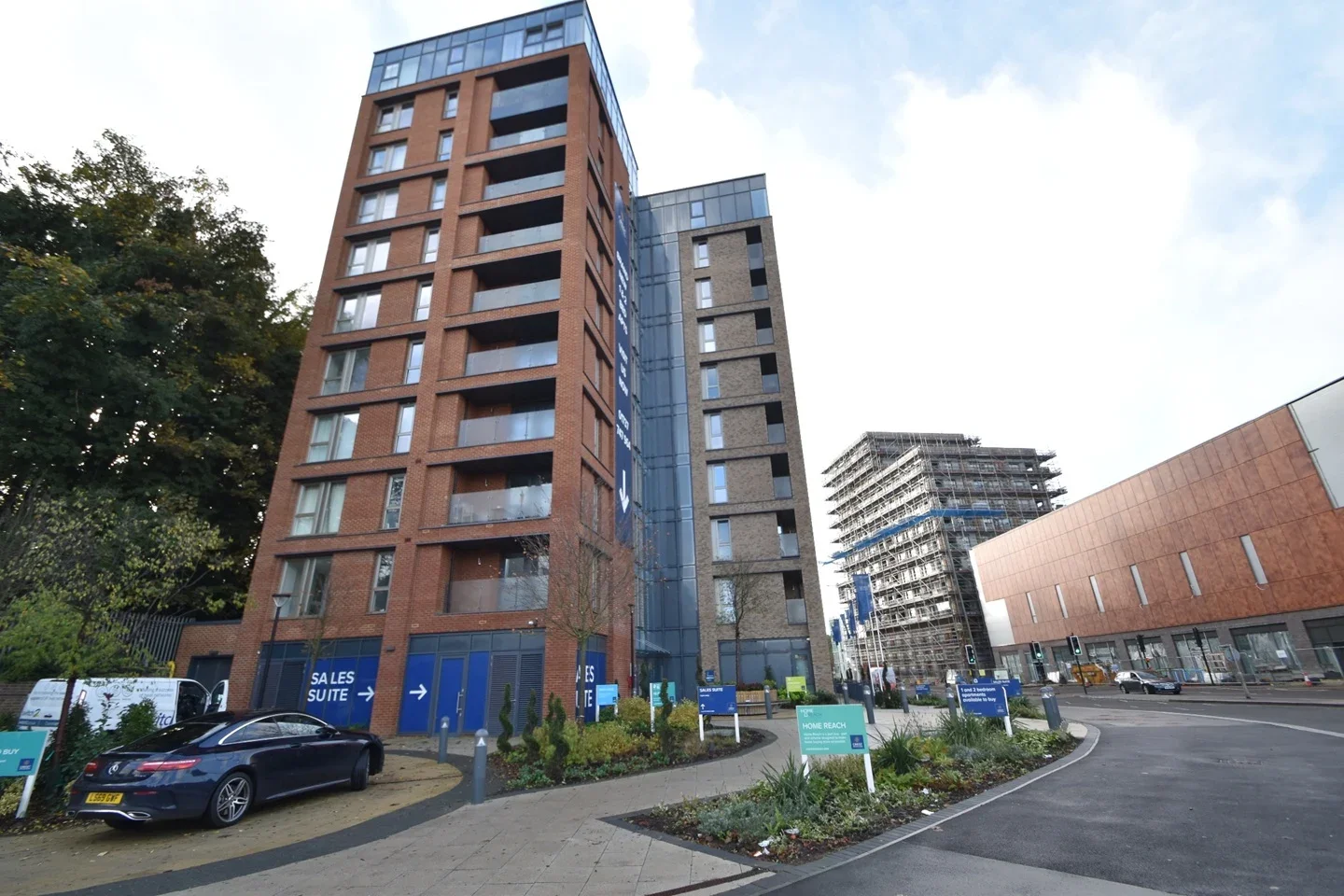 Flat Marketfield Way in Reigate and Banstead