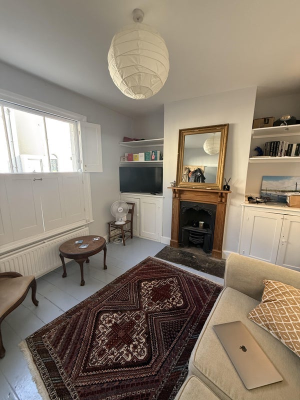 Room King George Street in Greater London