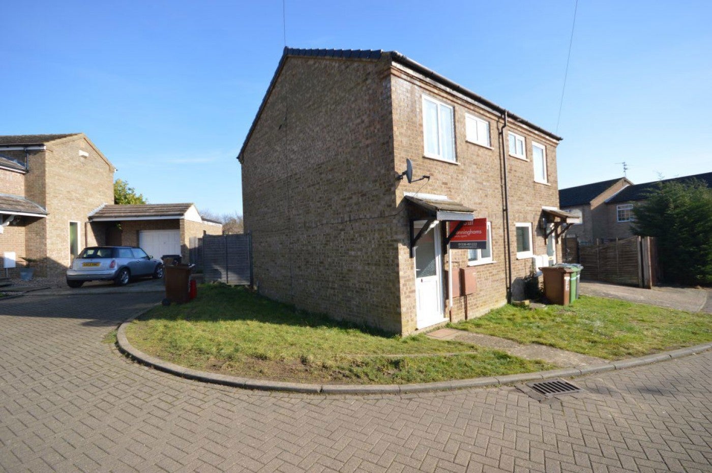 House Larch Road in Corby