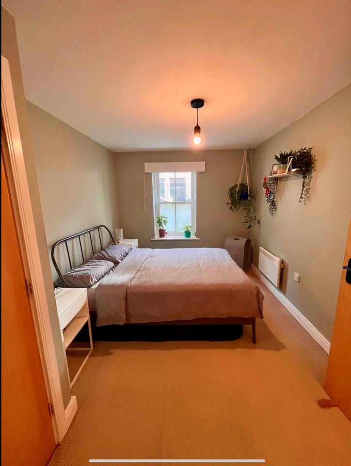 Flat Stockwell Road in Greater London