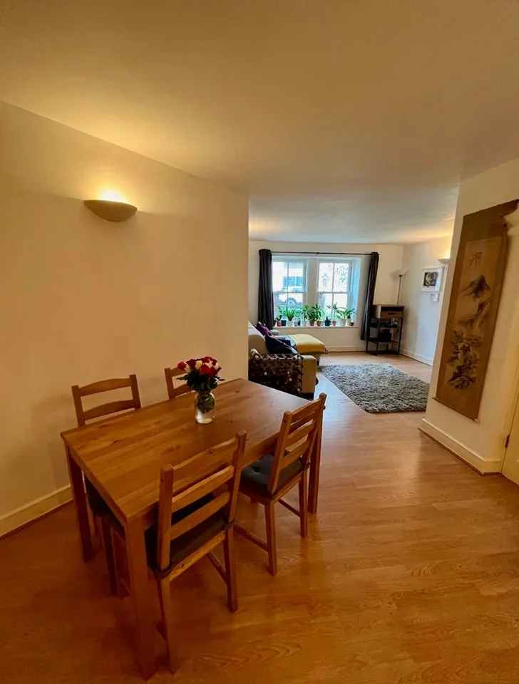 Flat Stockwell Road in Greater London