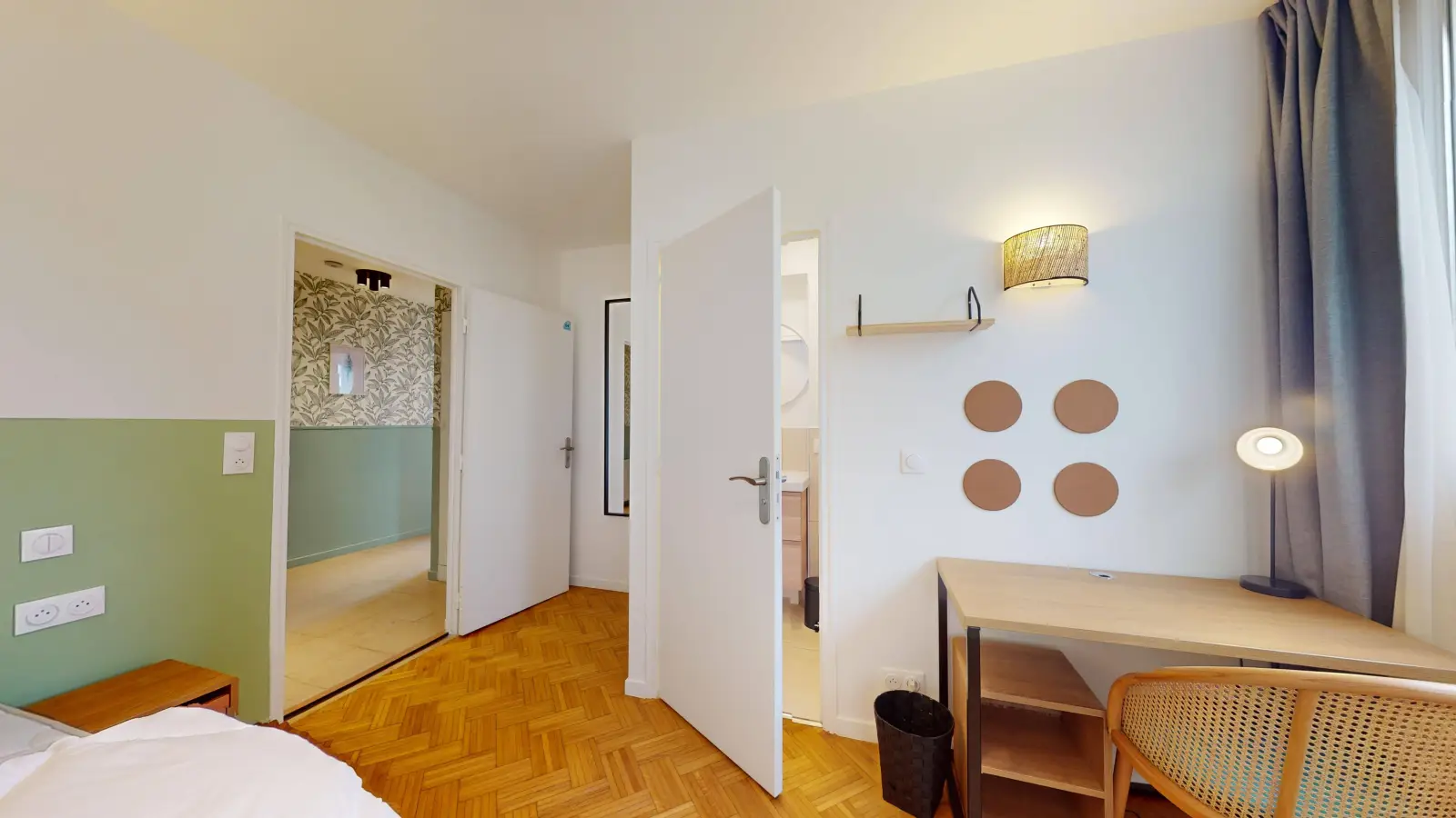 Room Impasse des Fleurs in Bois-Colombes