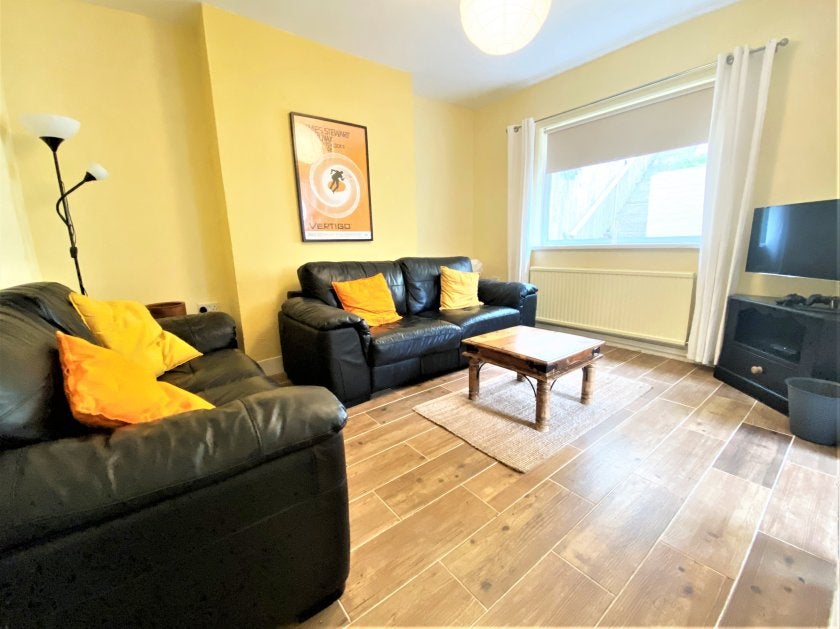 House Bryn Terrace in Landore Community