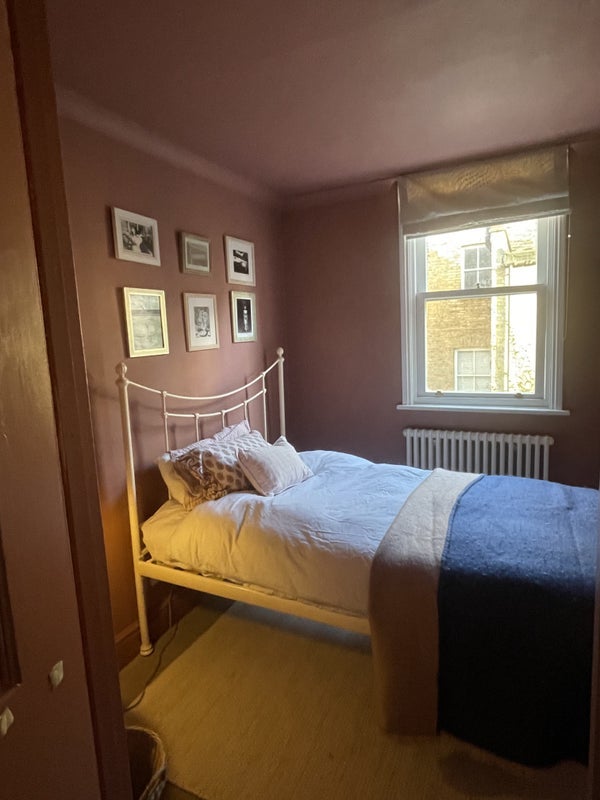 Room Stadium Street in Greater London
