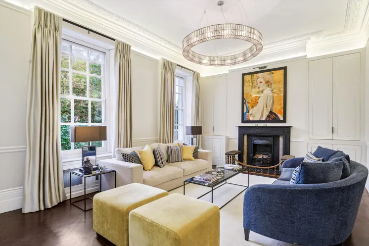 House Addison Road in Greater London