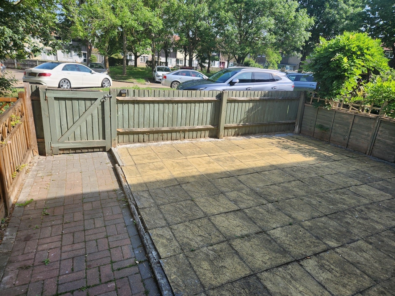 House Tangham Walk in Basildon