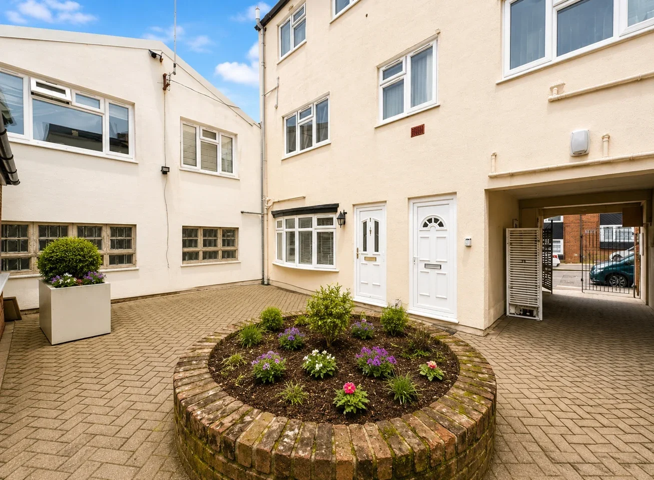 Flat Cardigan Street in Luton