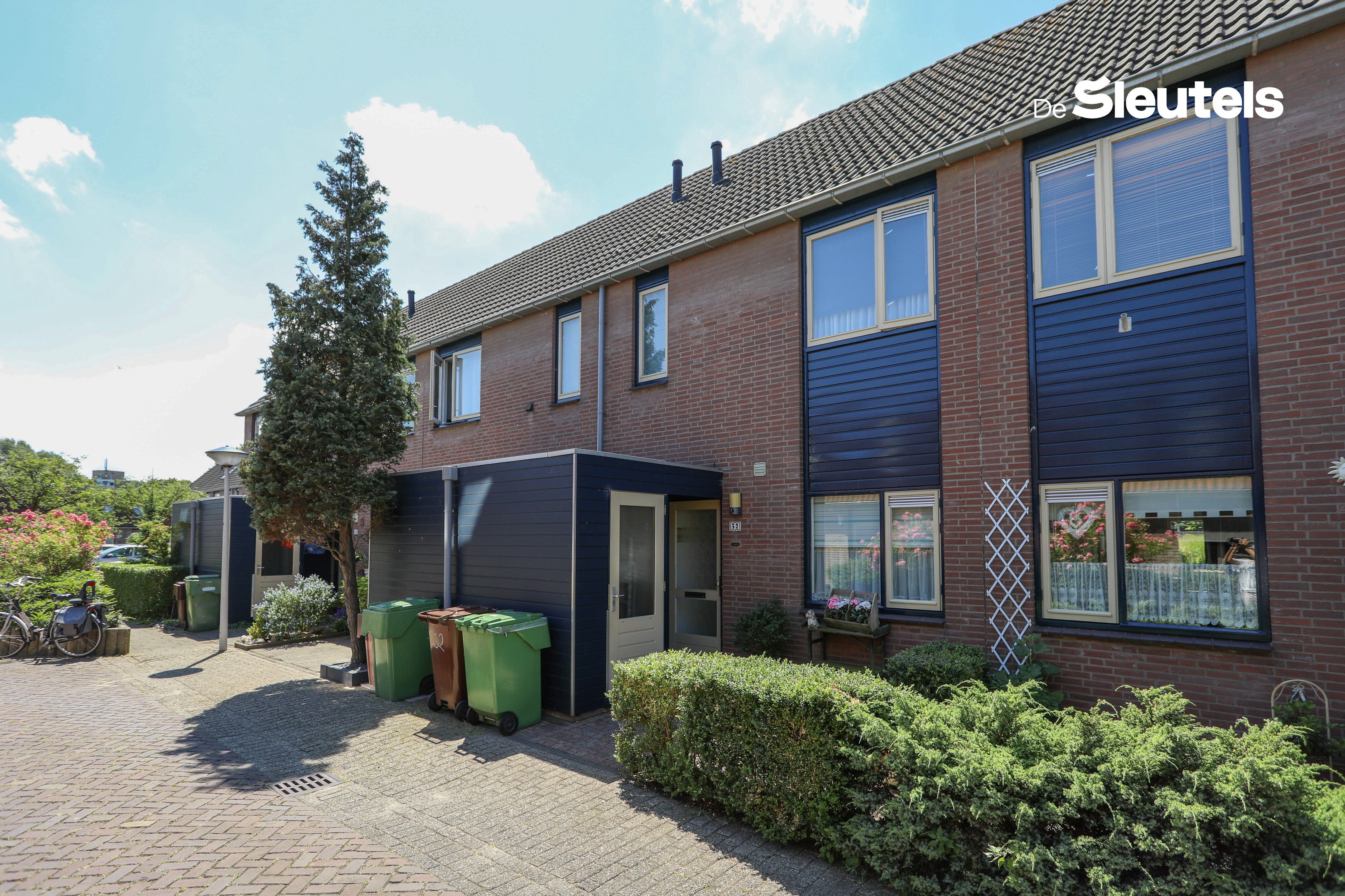 Huis Elise van Calcarstraat 32 in Leiden