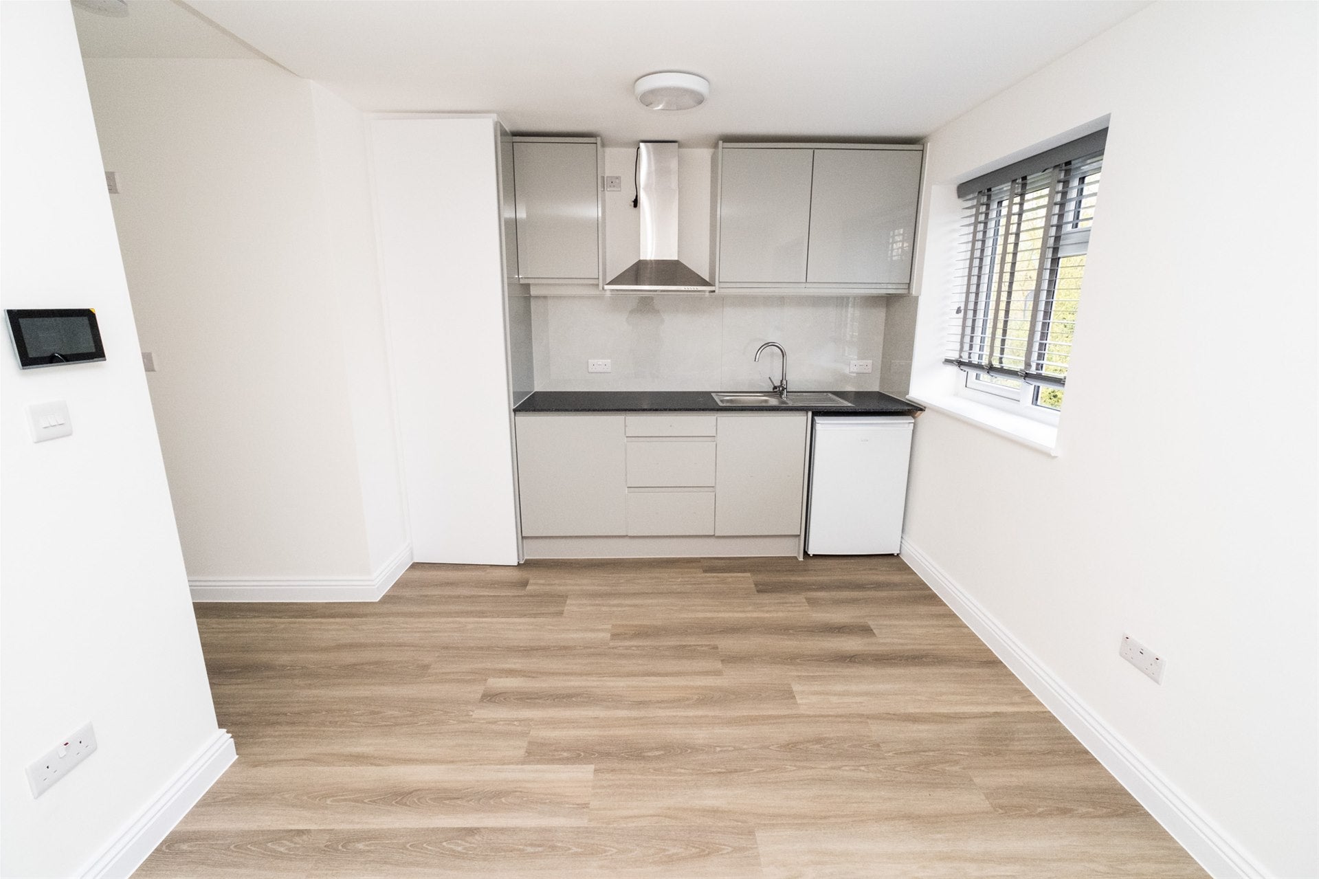 Flat Stag Lane in Greater London