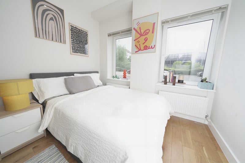 Room High Street in Greater London
