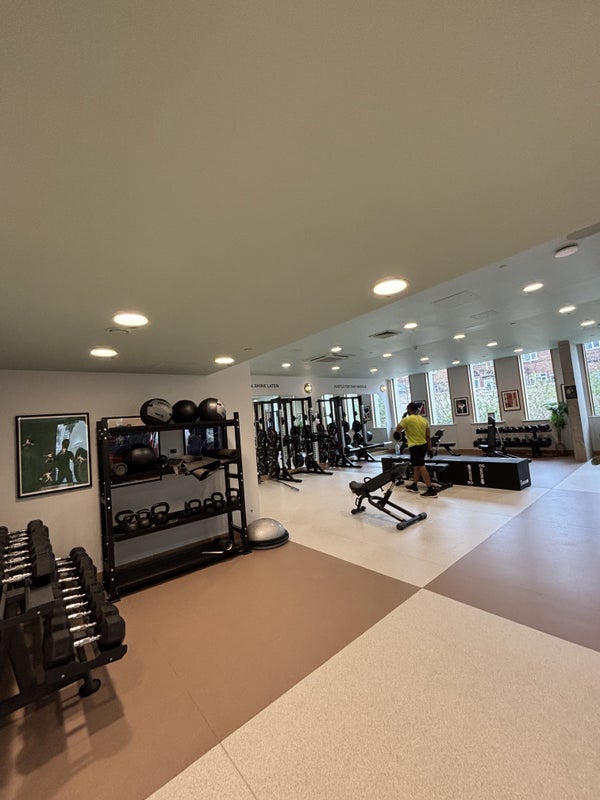 Room Park Lane in Greater London