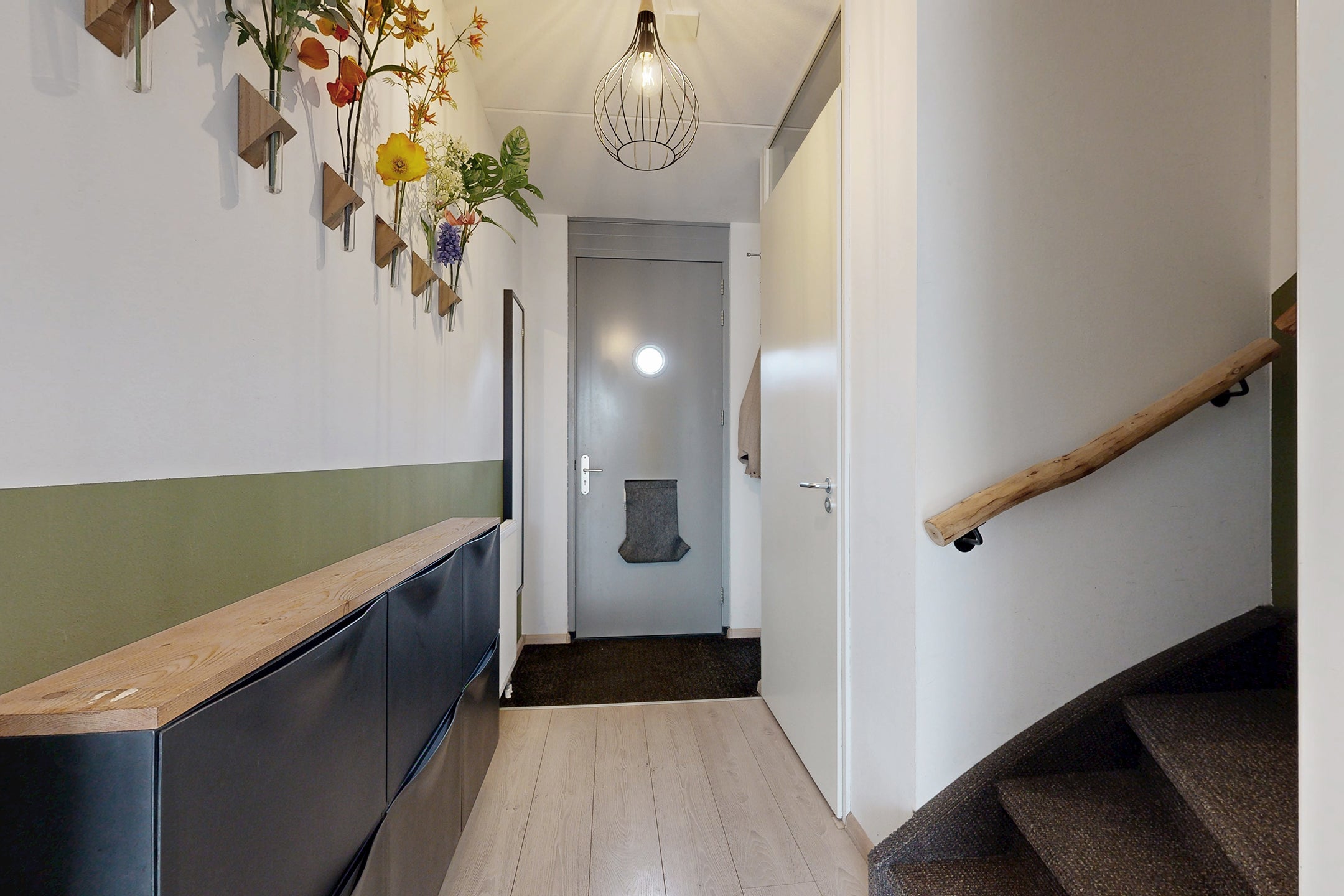 Tussenwoning te koop: Vermeerstraat 13, Fijnaart