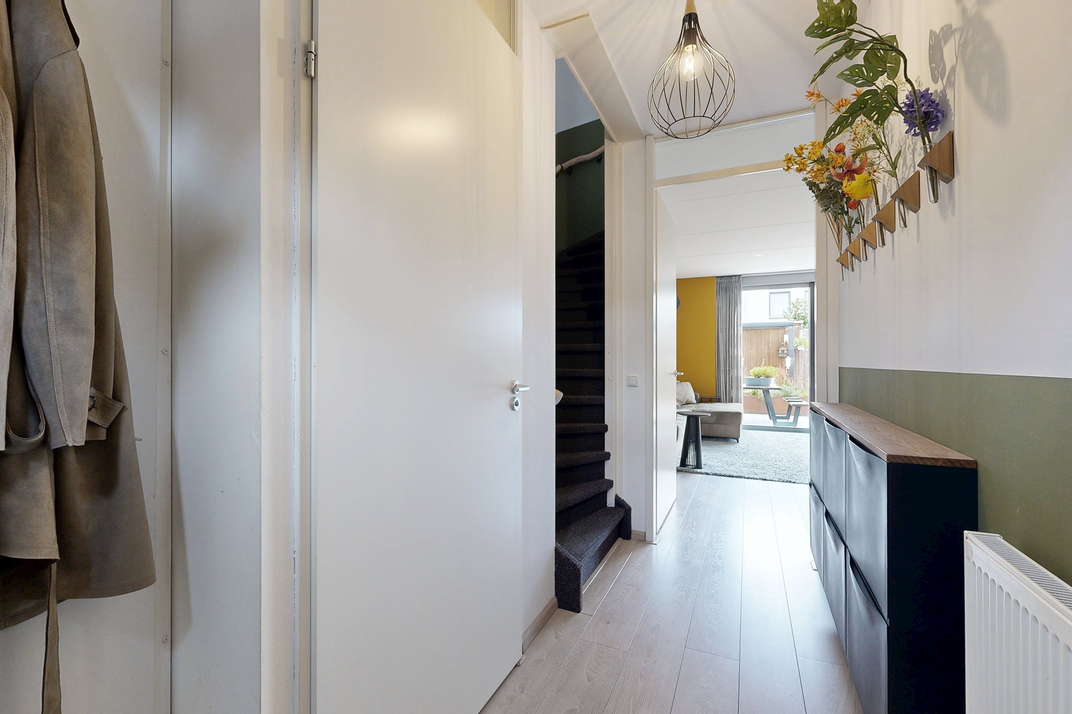 Tussenwoning te koop: Vermeerstraat 13, Fijnaart