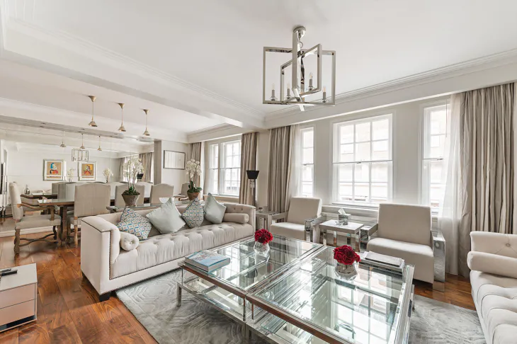 Flat Sloane Street in Greater London