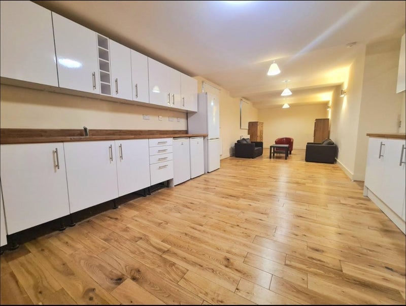 Room Hill Reach in Greater London