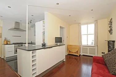 Flat Hendre Road in Greater London