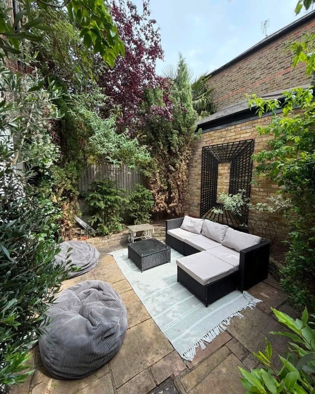 Room Blandfield Road in Greater London