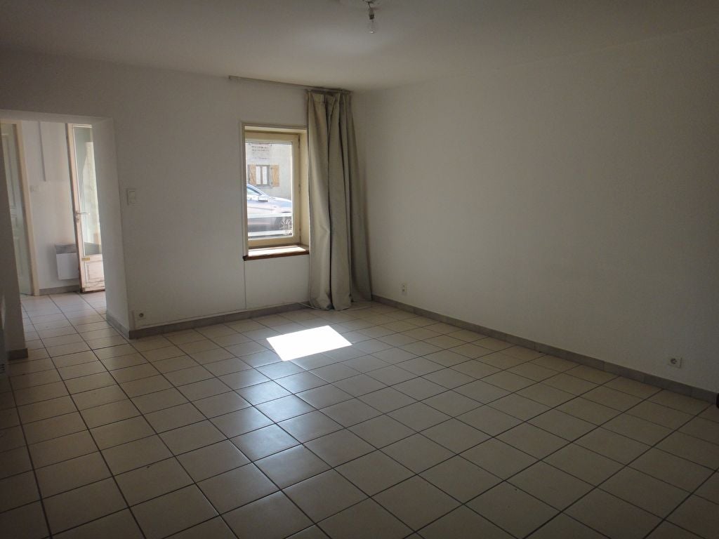 Appartement Route de Loriol à Confrançon
