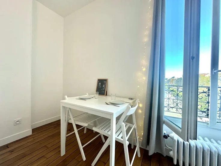 Flat Rue Dupleix in Paris