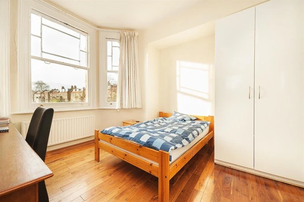 Flat Fairhazel Gardens in Greater London